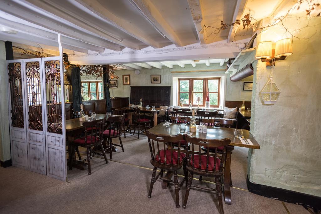 Golden Lion Hotel Rugby