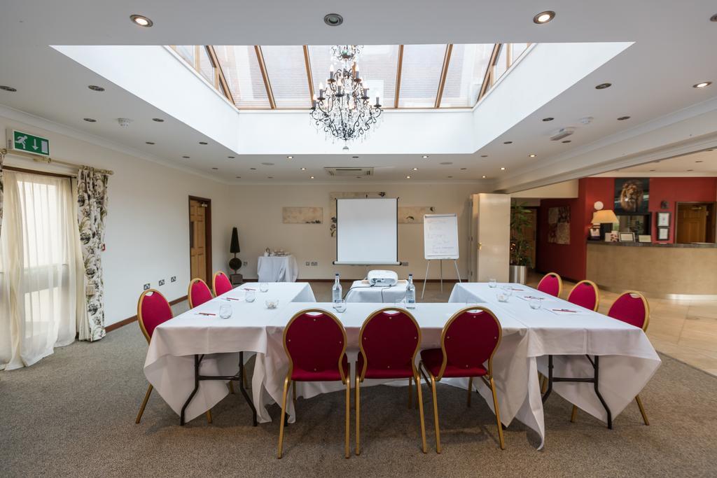 Golden Lion Hotel Rugby